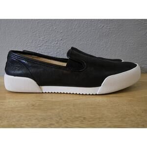 Frye Mia Women's Size 7.5 Slip On Sneakers Black Leather White Rubber Sole